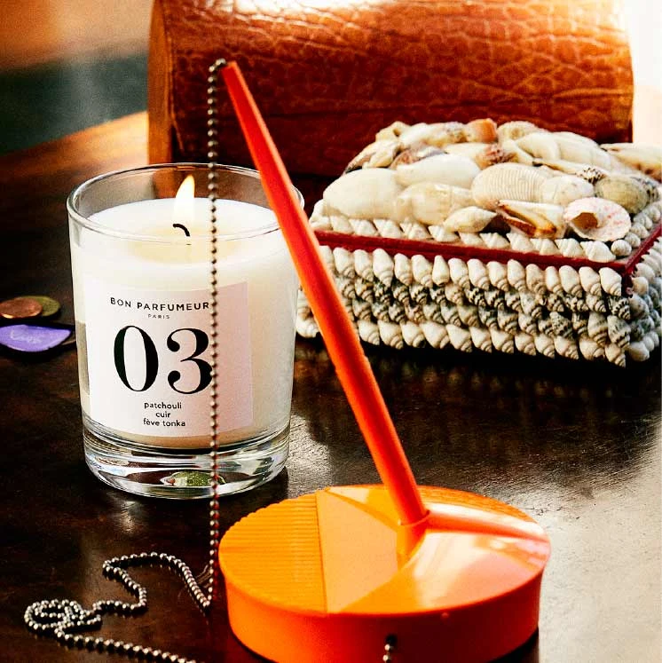 Candle 03: Patchouli, Leather & Tonka Bean 3 Candle 03: Patchouli, Leather & Tonka Bean - Image 3
