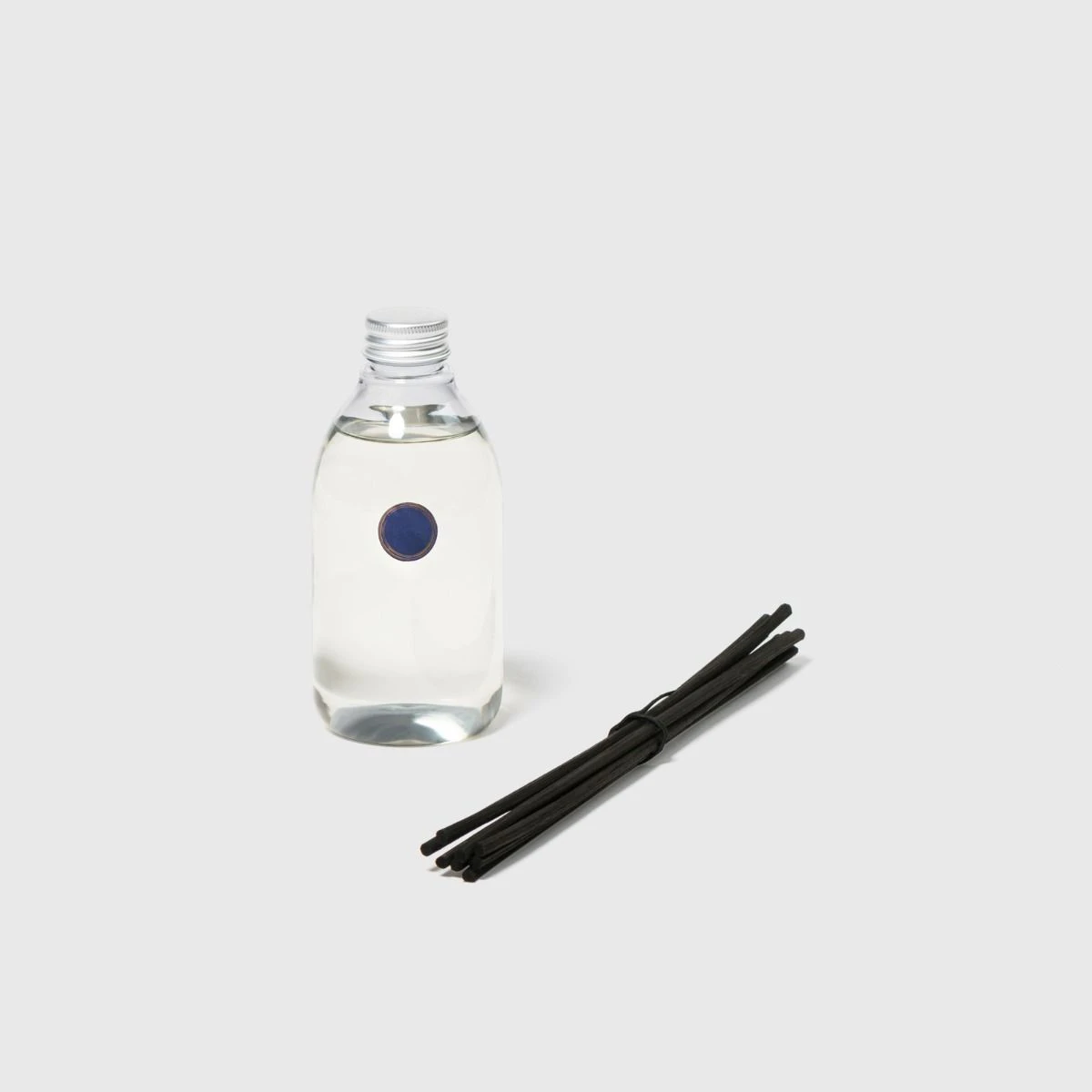 Tuileries Home Fragrance Diffuser 3 Tuileries Home Fragrance Diffuser - Image 3