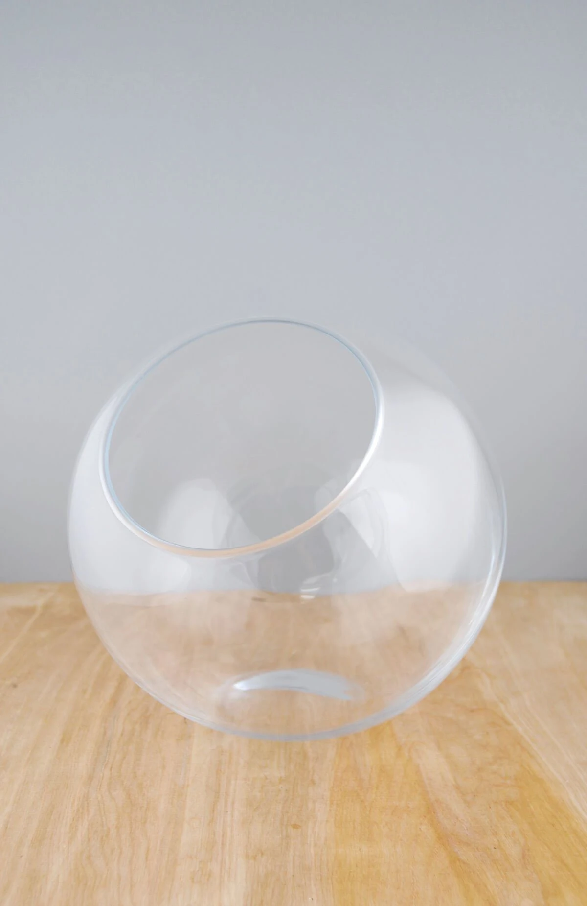 Studio Glass Sphere Bowl 10.5 X 10 1 Studio Glass Sphere Bowl 10.5 X 10